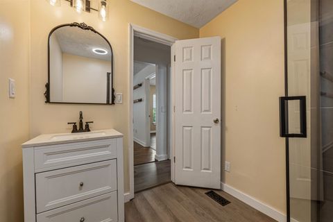 Tiny photo for 24133 Lanier Street, Tallahassee, FL 32310 (MLS # 399413)