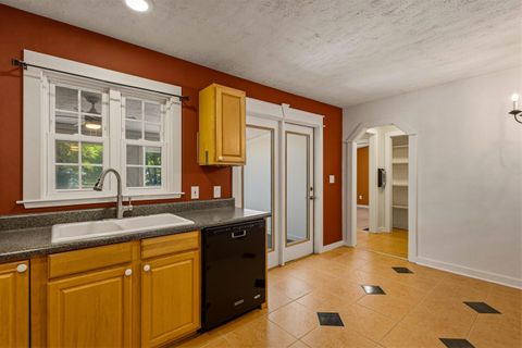 Tiny photo for 24133 Lanier Street, Tallahassee, FL 32310 (MLS # 399413)