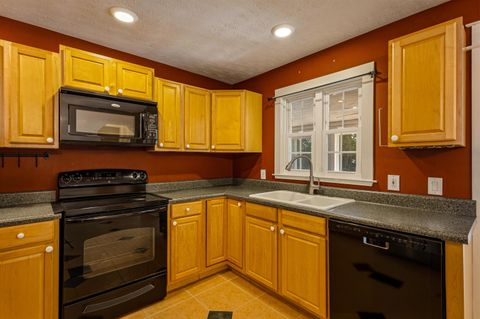 Tiny photo for 24133 Lanier Street, Tallahassee, FL 32310 (MLS # 399413)