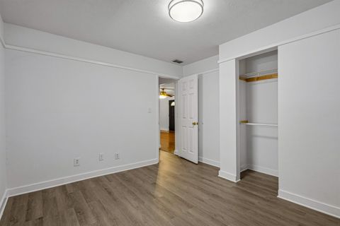 Tiny photo for 24133 Lanier Street, Tallahassee, FL 32310 (MLS # 399413)