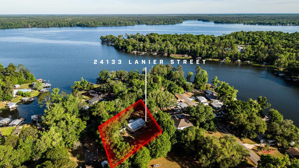 Photo of 24133 Lanier Street, Tallahassee, FL 32310 (MLS # 399413)