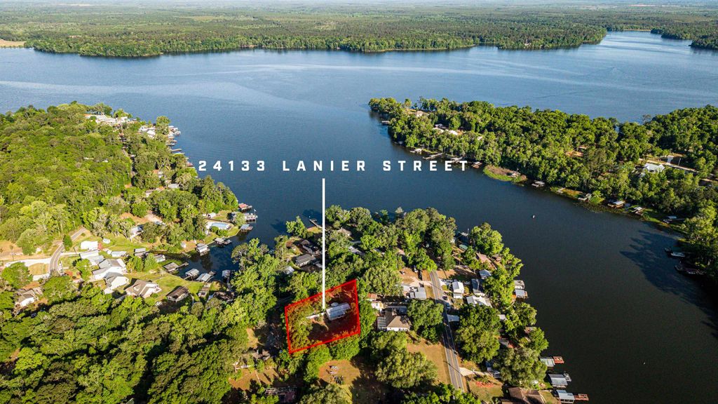 Photo of 24133 Lanier Street, Tallahassee, FL 32310 (MLS # 399413)