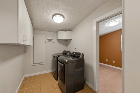 Tiny photo for 24133 Lanier Street, Tallahassee, FL 32310 (MLS # 399413)