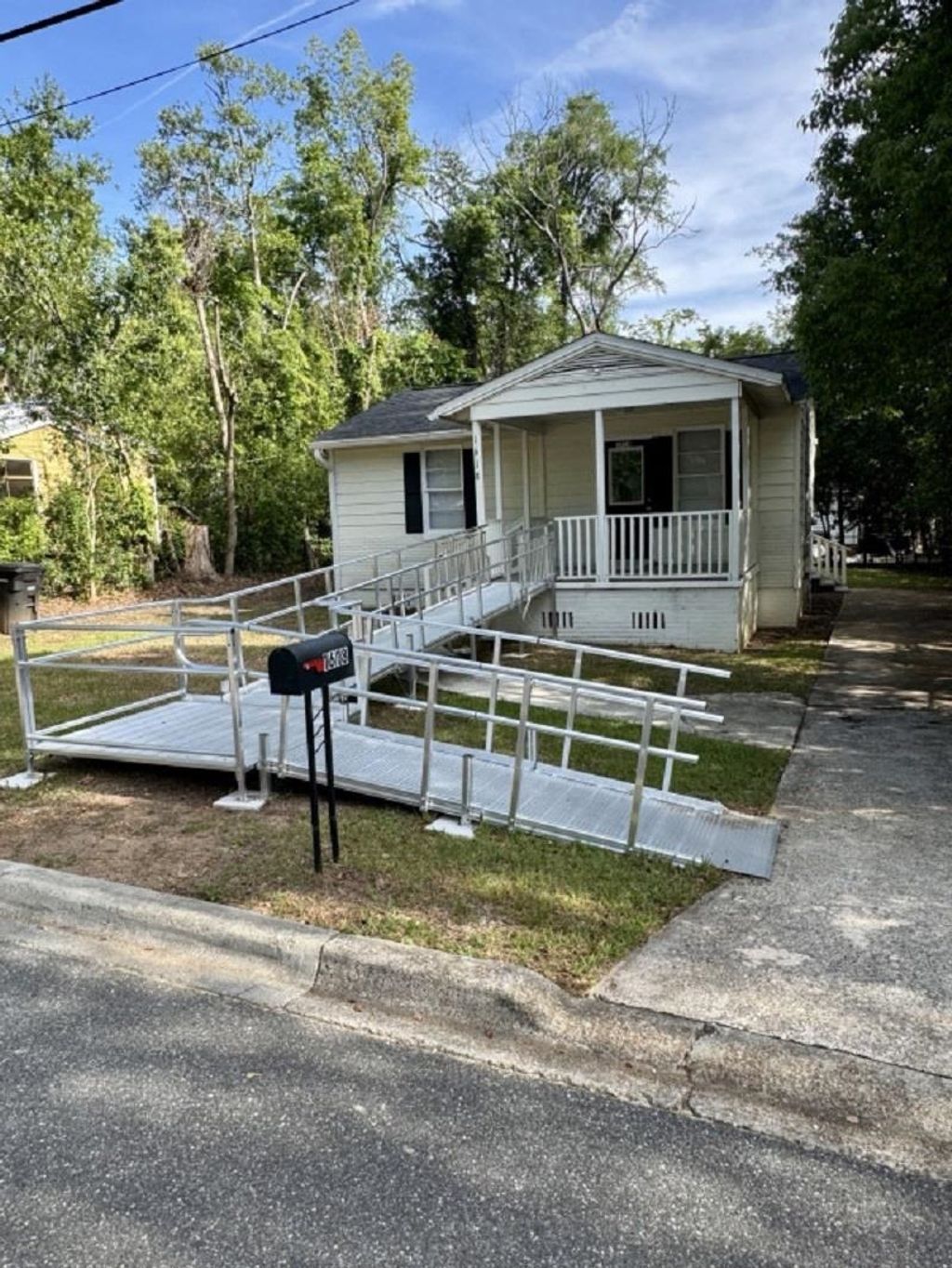 Photo of 1618 ELBERTA Drive, Tallahassee, FL 32304 (MLS # 399727)