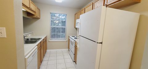 Tiny photo for 2740 W Tharpe Street #601, Tallahassee, FL 32303 (MLS # 398210)