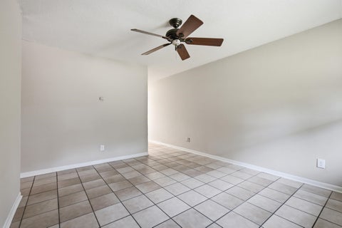 Tiny photo for 2301 Lois Lane, Tallahassee, FL 32301 (MLS # 401836)