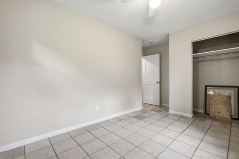 Tiny photo for 2301 Lois Lane, Tallahassee, FL 32301 (MLS # 401836)