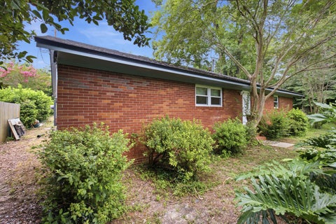 Tiny photo for 2301 Lois Lane, Tallahassee, FL 32301 (MLS # 401836)