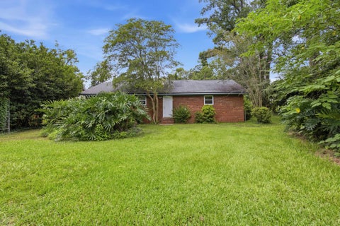 Tiny photo for 2301 Lois Lane, Tallahassee, FL 32301 (MLS # 401836)