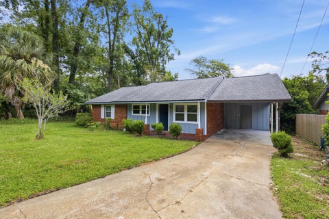 Tiny photo for 2301 Lois Lane, Tallahassee, FL 32301 (MLS # 401836)