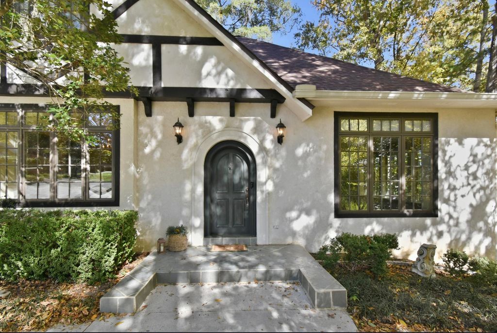 Photo of 2492 Elfinwing Lane, Tallahassee, FL 32309 (MLS # 393172)