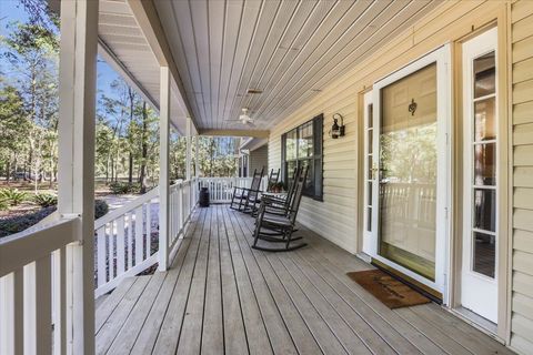 A home in Crawfordville