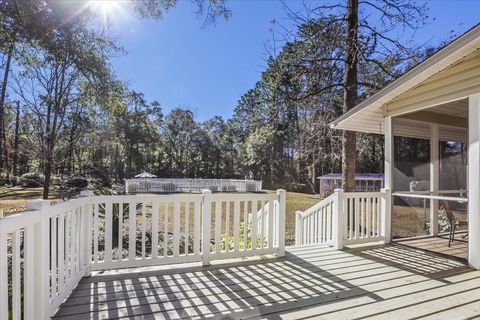 A home in Crawfordville