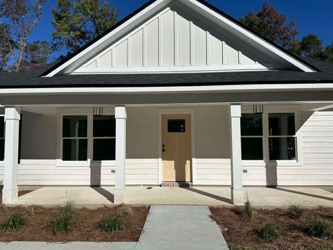 A home in Crawfordville