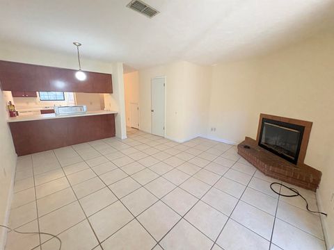 Tiny photo for 1858 SYLVAN Court, Tallahassee, FL 32303 (MLS # 392446)