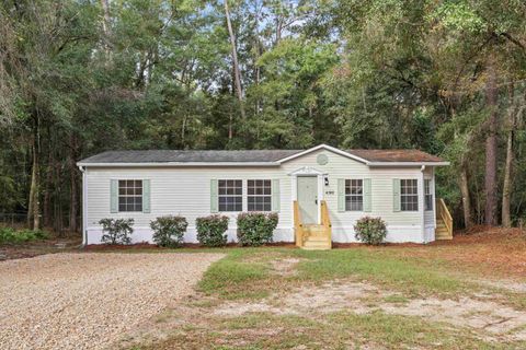Photo of 4302 W Bark Drive, Tallahassee, FL 32305 (MLS # 392001)