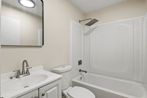 Tiny photo for 4302 W Bark Drive, Tallahassee, FL 32305 (MLS # 392001)