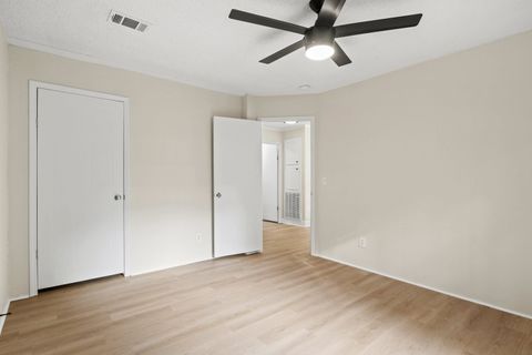 Tiny photo for 4302 W Bark Drive, Tallahassee, FL 32305 (MLS # 392001)