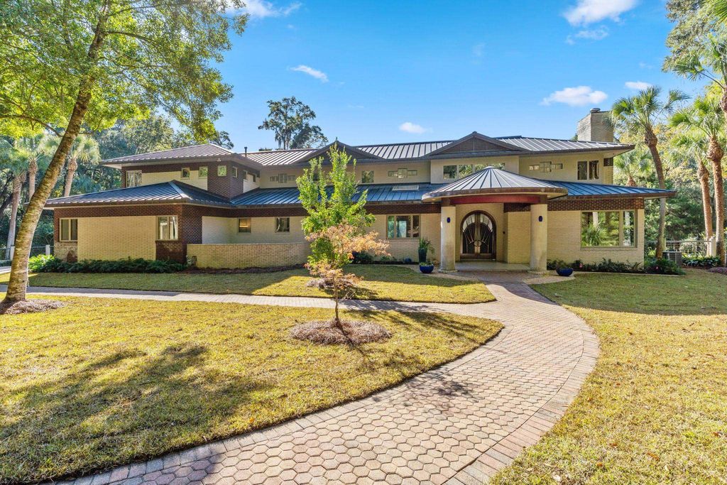 Photo of 767 RHODEN COVE, Tallahassee, FL 32312 (MLS # 392958)