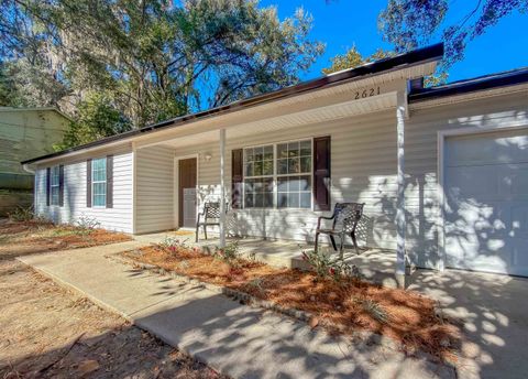 Photo of 2621 Tupelo Terrace, Tallahassee, FL 32303 (MLS # 393237)