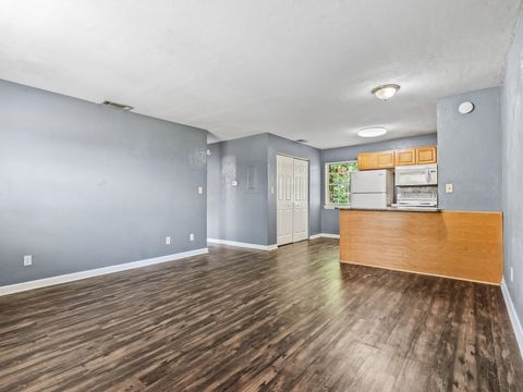 Tiny photo for 502 Mckeithan St St #4A, Tallahassee, FL 32304 (MLS # 377575)