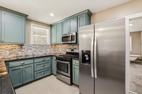 Tiny photo for 1603 N M L King Jr Boulevard, Tallahassee, FL 32303 (MLS # 400378)