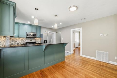 Tiny photo for 1603 N M L King Jr Boulevard, Tallahassee, FL 32303 (MLS # 400378)