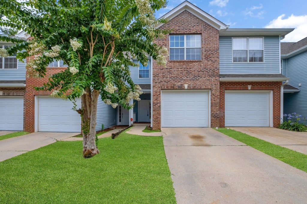 Photo of 1320 Hendrix Rd Hendrix Rd #403, Tallahassee, FL 32301 (MLS # 392396)