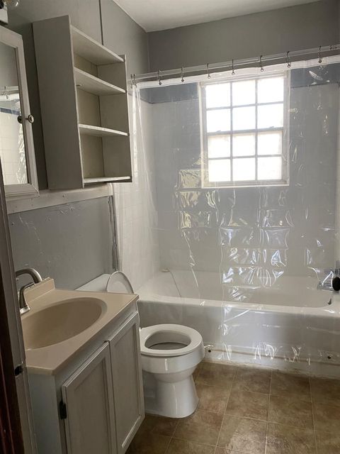 Tiny photo for 1125 Alachua Street, Tallahassee, FL 32308 (MLS # 397845)