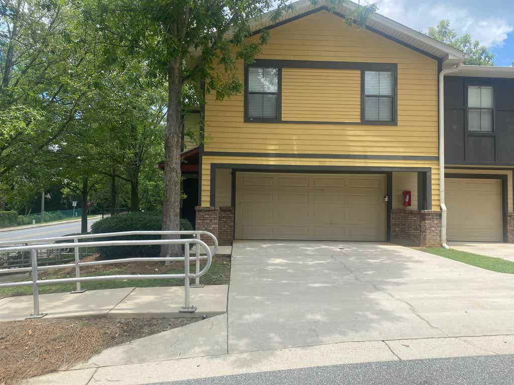 Photo of 741 White Drive #11, Tallahassee, FL 32304 (MLS # 402138)