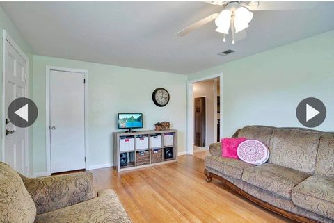 Tiny photo for 2835 Boatner Street, Tallahassee, FL 32310 (MLS # 398590)