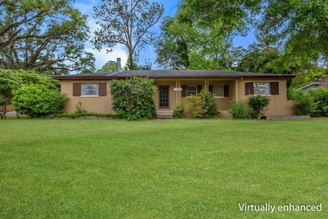 Photo of 302 Birch Lane, Tallahassee, FL 32301 (MLS # 399420)