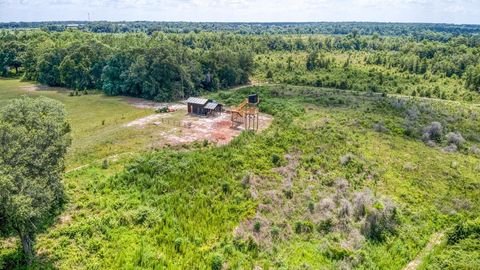 Tiny photo for 3765 Glory Road, Quincy, FL 32352 (MLS # 402042)