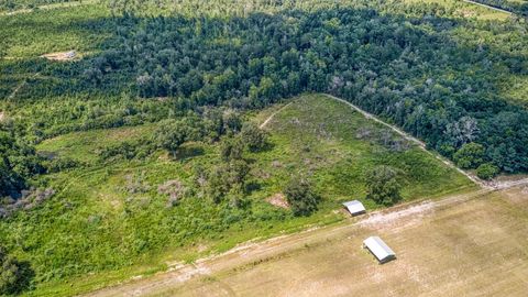 Tiny photo for 3765 Glory Road, Quincy, FL 32352 (MLS # 402042)
