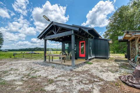 Tiny photo for 3765 Glory Road, Quincy, FL 32352 (MLS # 402042)
