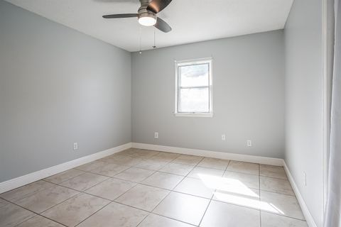 Tiny photo for 1926 Maryellen Drive, Tallahassee, FL 32303 (MLS # 399621)