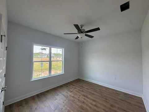 Tiny photo for 402 Bailey Circle, Thomasville, GA 31757 (MLS # 399024)