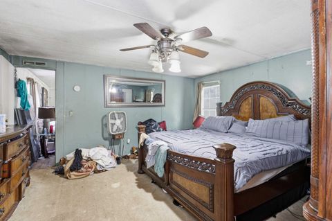Tiny photo for 167 Bob White Trail, Havana, FL 32333 (MLS # 399480)