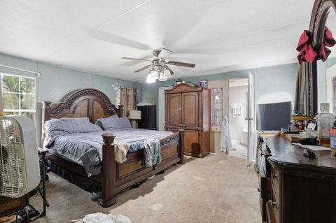 Tiny photo for 167 Bob White Trail, Havana, FL 32333 (MLS # 399480)