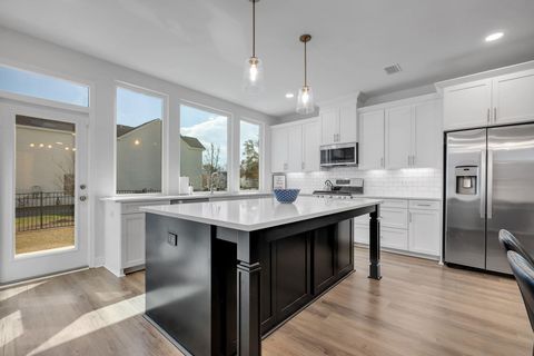 Tiny photo for 447 Grand Oaks Road, Tallahassee, FL 32317 (MLS # 396682)