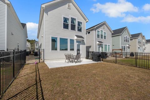 Tiny photo for 447 Grand Oaks Road, Tallahassee, FL 32317 (MLS # 396682)