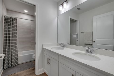 Tiny photo for 447 Grand Oaks Road, Tallahassee, FL 32317 (MLS # 396682)