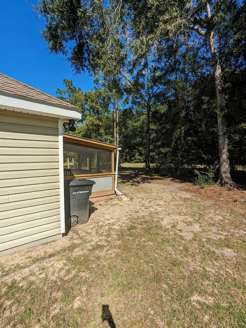 Tiny photo for 889 Balkin Court, Tallahassee, FL 32305 (MLS # 392869)