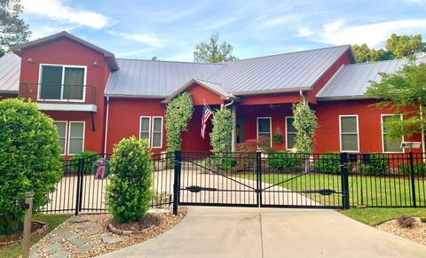 Photo of 537 Williams Street, Tallahassee, FL 32303 (MLS # 396948)