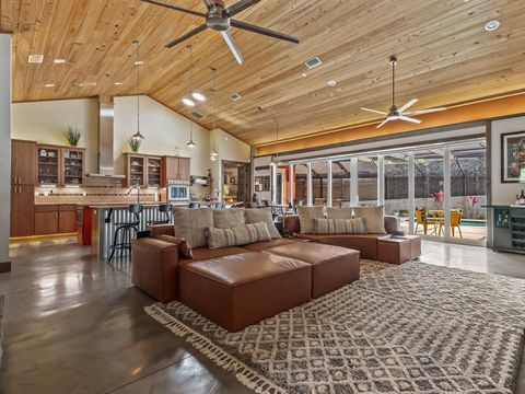 Tiny photo for 537 Williams Street, Tallahassee, FL 32303 (MLS # 396948)