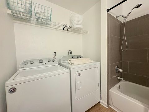 Tiny photo for 2073 Continental Avenue, Tallahassee, FL 32304 (MLS # 400699)