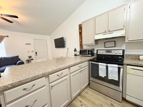 Tiny photo for 2073 Continental Avenue, Tallahassee, FL 32304 (MLS # 400699)