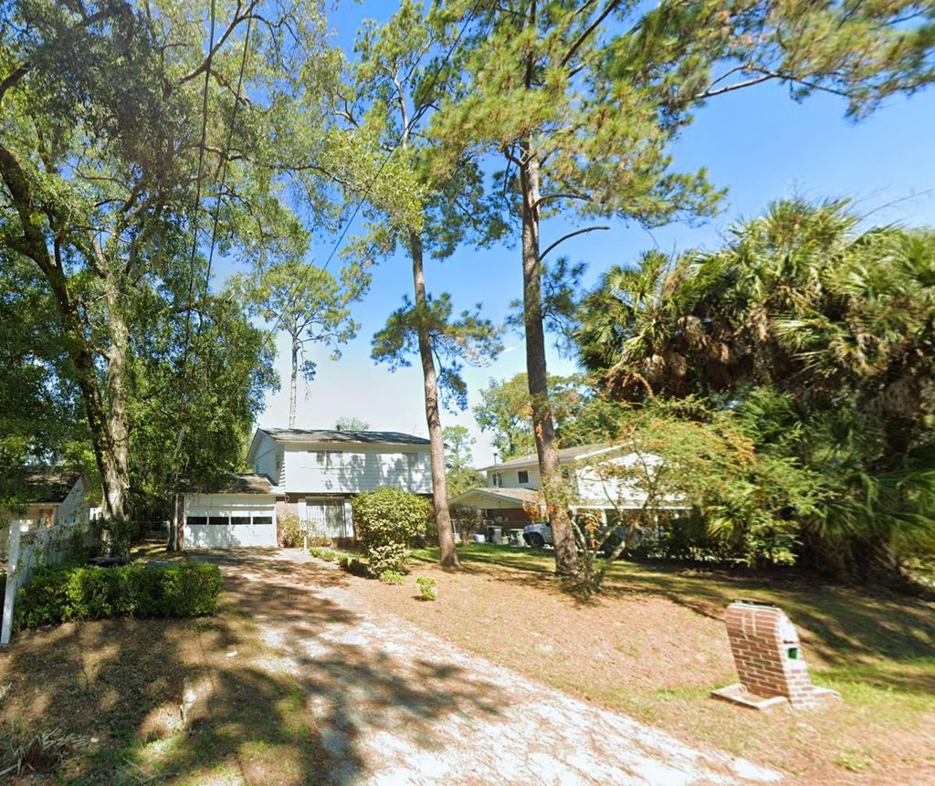 Photo of 910 Frazier Avenue, Tallahassee, FL 32305 (MLS # 399662)