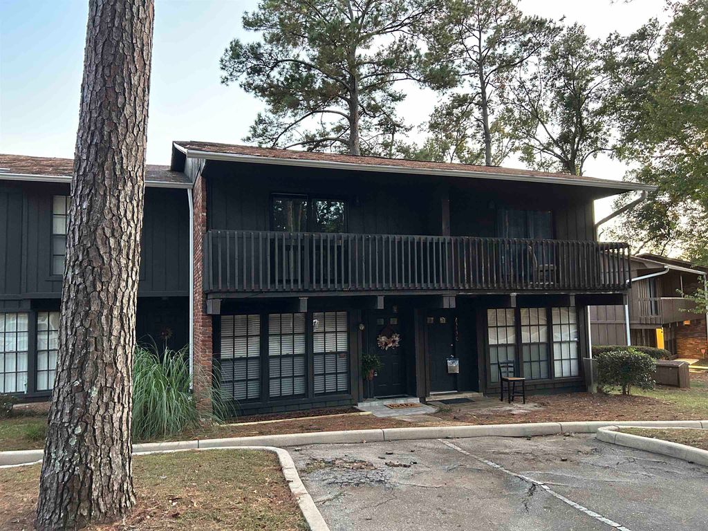 Photo of 2313 Green Timbers Trail #B, Tallahassee, FL 32304 (MLS # 392619)