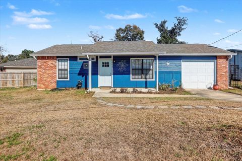 Tiny photo for 2854 MCELROY Street, Tallahassee, FL 32310 (MLS # 395140)